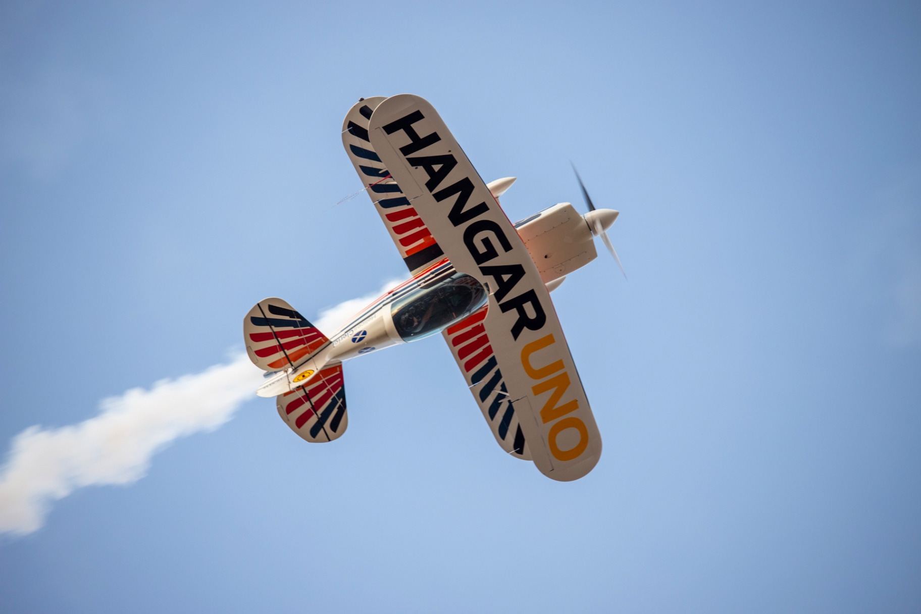 Christen Eagle II en ascenso vertical